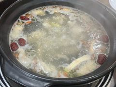 -濠轩阁特色生蚝火锅(水湾路店)