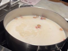 -尚尚仙·酸汤猪手·猪肚鸡火锅(华联万柳购物中心店)