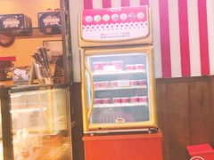 门面-红宝石·鲜奶小方·海派西点房(丰庄店)