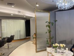 点击看大图 -八佰伴8008星级形象店