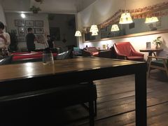 -拖板鞋咖啡旅行酒店(春熙路地铁站店)