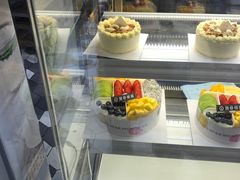 -昆明冠生园·蛋糕·面包(朗悦湾店)