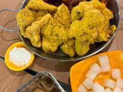 -BHC炸鸡(明洞总店)