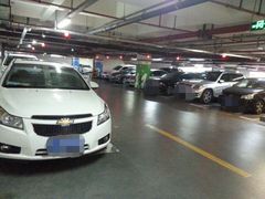 场地-百联西郊购物中心·停车场