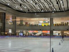 -冰堡国际溜冰场(观澜湖新城MHMALL店)