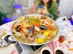 招牌海鲜骨煲-凤城康记饭店