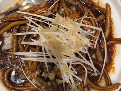 -满江红四季餐厅 · 国家五钻级酒家(新纪元大酒店店)