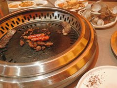 -黑金·寻焰自助百汇·烤肉·火锅(中街店)