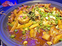 -徐记小怪兽肉蟹煲店(哈西万达金街店)