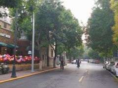 -麦落精酿啤酒餐吧(先农大院店)