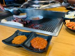 -肉甲韩国木炭烤肉(新壹街1店)