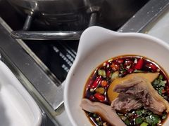 -尚尚仙·酸汤猪手·猪肚鸡火锅(华联万柳购物中心店)