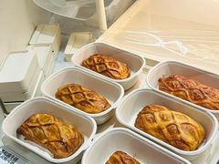 -HOT CRUSH趁热集合·现烤面包(上海环球港店)