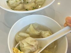 -老西白点心店