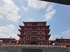 -曹操地下运兵道景区
