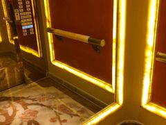-慈溪白金汉爵大酒店
