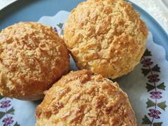 酥皮粒粒菠萝包-龙的酒楼·手工早茶·顺德菜(近良路店)