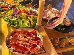 -叽叽扎扎烤肉场(生态城万达店)