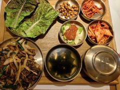 -王府井奥莱棋盘山小镇