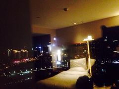 iphone_upload_pic-全季酒店(重庆李子坝牛角沱地铁站店)