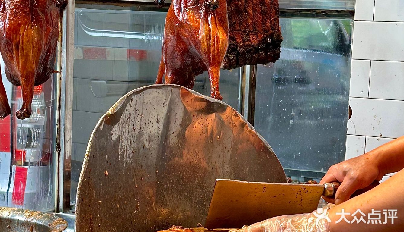 我给李雪琴当广州人脉｜天天大排长龙的烧鹅‼️本地人才知道的老店