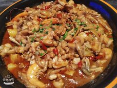 -胖哥俩肉蟹煲(长沙高铁吾悦广场店)