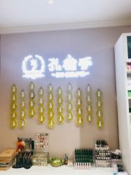 -孔雀手美甲美睫护理