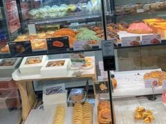 面包甜点陈列柜-仟吉(虎泉店)