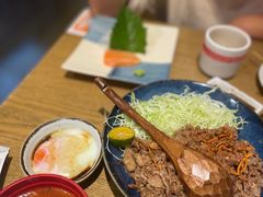 温泉蛋牛肉盖饭-三禾屋·亚洲融合小馆(未来科技城店)