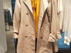 -URBAN REVIVO(上海中庚漫游城店)