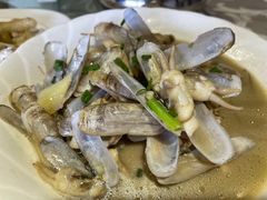 -天桥饭店·特色海鲜(金山嘴渔村店)