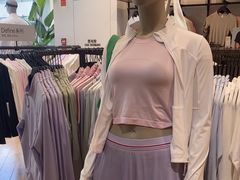 -lululemon(上海浦东IFC店)