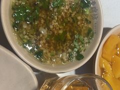 -老牌坊云南鱼豆花火锅(哈西万达店)