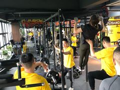 器械区-SuperSix私教健身连锁(猛追湾店)