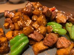 -来龙里 精致 东南亚餐室(万象城店)