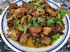 -八两八金·莱芜特色炒鸡(市南漳浦路店)