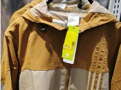 -唯品会(北京国瑞城店)