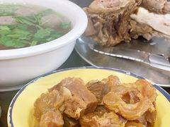 -谢大牛馆·中式卤牛排(老店)