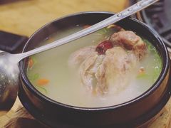 人参鸡汤-秋木烤肉·韩国牛肉名家(高新旗舰店)