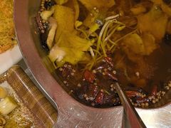 -鑫巴蜀小镇 · 水煮鱼专研店(玉桥店)