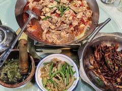 -昱龙大盆牛蛙馆(三兴街总店)