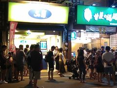 排隊買飲料-垦丁大街