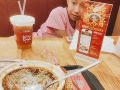 -华记煲仔华·煲仔饭(市桥易发店)