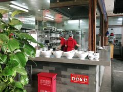 -亿诣蝎府炸酱面羊蝎子火锅(酷车小镇店)