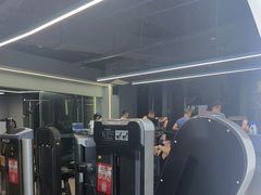 -超鹿运动(五四路恒力城店)