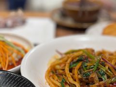 -贯贯吉·清真餐厅(浙江中路店)