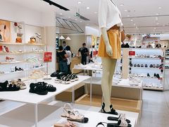 -hotwind热风(丽影广场店)