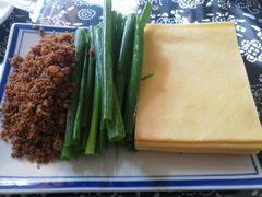 -八两八金·莱芜特色炒鸡(市南漳浦路店)