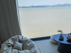 -鹰龙海畔度假酒店(咸祥店)