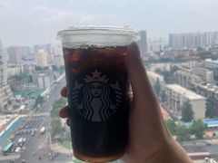 -星巴克臻选(郑州中原万达店)